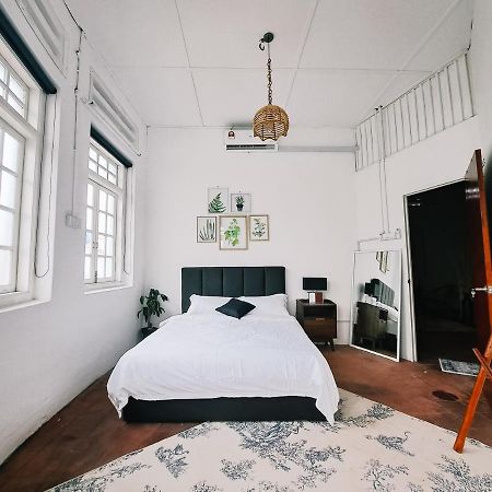 111 Hutton Lane Hostel George Town Dış mekan fotoğraf