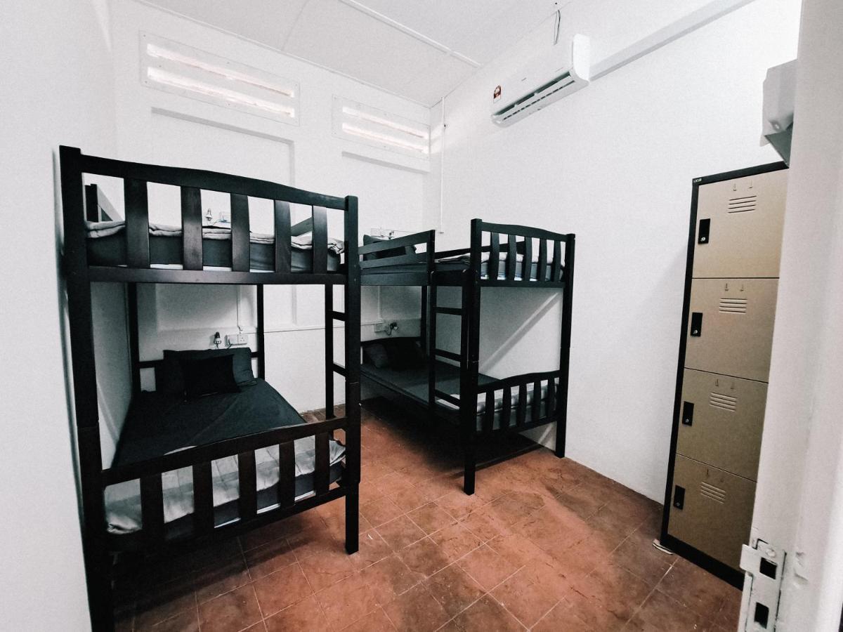 111 Hutton Lane Hostel George Town Dış mekan fotoğraf